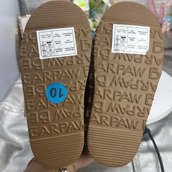 (S4) Bearpaw platform slippers, size 10, new, made of sheepskin, warm and cozy. - Picture 9 of 11